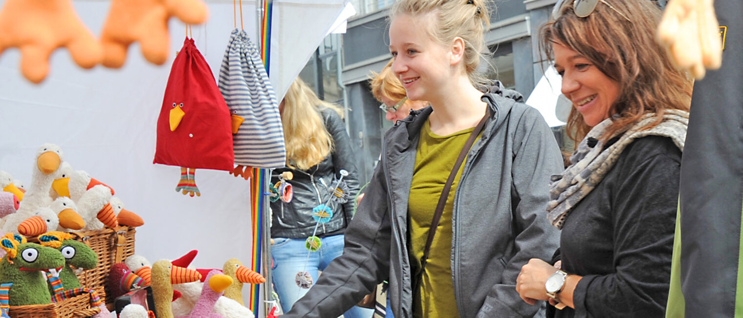 markt_stoffpuppen_2000_550